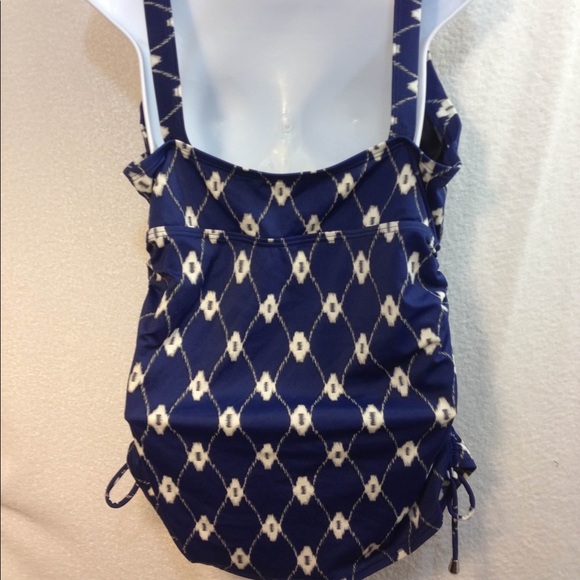 Tankini - Picture 2 of 5